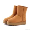 2023 Nouveau style 5825 Bottes de neige moyennes mode Wggs Chaussures chaudes d'hiver Uggitys Australie Bottes de fourrure inversées Taille Ugglie 35-43
