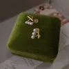 한국의 매력 Dongdaemun Pearl Metal Double Ring Earrings Studs 새로운 작은 인기 디자인