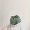 borsa a secchiello con coulisse super fuoco borsa da donna in velluto a coste di minoranza con una borsa a tracolla a tracolla