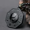 Anhänger Halsketten Natürliche schwarze Obsidian Halskette Handgeschnitzte chinesische Taiji BaGua Lucky Amulett Kostenloser Modeschmuck