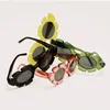 Lunettes de soleil acétate translucide teinté femmes mode cadre étrange avec des lunettes en forme de fleur