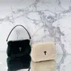 Дизайнерские сумки женщины багет на плечах мешки с цепью подмышки плюшевые мешки с поперечным кузовом на плечах сумки роскоши 221029