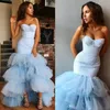 Lichte hemelsblauw prom jurken sexy lieverd gelaagde tule avondjurken High Low Bodice Tail Party jurk vrouwen formele slijtage