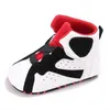 Babyschuhe Erste Wanderer Jungen Mädchen weicher Sohle Krippen Anti-Rutsch-Designer Kleinkind Sneaker 0-18m Kinder Kinder Kinder Schuh223g Ymj