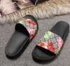 Lux Designer Sandal Hommes Femmes Unisexe Fleur Imprimer Diapositives plates Pantoufles de piscine