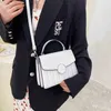 Bolso pequeño portátil de costura Simple para mujer, novedad de 2022, bandolera de un hombro para viajero, bolso cruzado