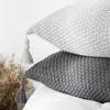 Federa nordica semplice e moderna con nappe in cotone reticolato di ananas fatto a mano per la decorazione di divani/letto