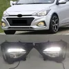 Bil LED DRL för Hyundai i20 2018 2019 Dagstidslätt Lätt dimlampa med gul bländsignaldagsljus dimljus