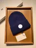 Lüks örme şapka marka tasarımcısı Beanie Cap Erkekler Kadınlar Sonbahar Kış Yün Kafatası Kapakları Sıradan Moda 8 Renk
