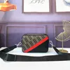 Designer tassen vrouwen cameratas heren handtas crossbody schoudertassen echte lederen koppelingsportebeurs klassieke letters afneembare brede riemhand