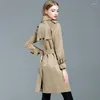 Korki damskie płaszcze dla kobiet w rozmiarze Sprężyna jesienna jesień długi płaszcz z podwójnym piersi 2022 Pasek mody Rench na marne wieżaki