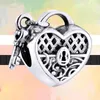 Nouveau populaire 925 Sterling Silver Key Series Pendentif Mode Perles Creuses Convient pour Primitive Pandora Charm Bracelets DIY Femme Européenne Bijoux