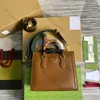 10A Diseñadores de lujo de calidad de primer nivel Bolsos de bambú con sobre para mujer Bolso con solapa de cuero real mediano Bolso de mano acolchado Bolso de hombro tipo bandolera