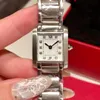 Fashion Classic Women's Quartz Watch 25mm fyrkantig urtavla bokstavligen inlagd diamantskala vattentät safir glas silver rostfritt stål tankserie klocka