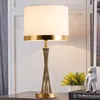 Lampade da tavolo Postmodern Light Luxury Simple American Lamp Home Warm Bedroom Comodino Designer Model Room Living Study