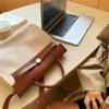 Enrole de bolsas de carta personalizadas para presentes Bolsas femininas gravadas presentes personalizados diagonais para ela