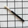 Över hela Shader Makeup Brush 222 - Stor basögonskugga Konturering Höjdpunkt Kosmetikborste Blandning Skönhetsverktyg