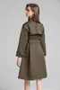 Trench da donna Top Quality 2022 Cappotto lungo autunno inverno Donna Colletto rovesciato Doppio petto Cintura regolabile Verde militare Cappotti