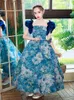 Fantastiska blommor Småbarn Girls Pageant Dresses Jewel Neck Appliced ​​Flower Girl Dress Beaded Tulle Första nattvardsklänningar 403
