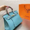 Messenger äkta läder bk designer handväskor samma axelväskor läder kvinnliga platina fabriksuttag mångsidig luxurys kuy6