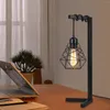 Lampy stołowe vintage lampa z przełącznikiem wtyczki z metalową klatką biurka biurko światło E27 Proste proste oświetlenie nocne Luminaire