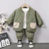 Kleidungssets Warmer Mantel Niedliches Säuglingsgeborenes Baby Mädchen Feste Kleidung Lange Hosen 2-teiliges Outfit Baumwolle Jungen Trainingsanzug Set 0-4 Jahre 221028