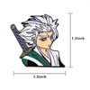 Broşlar hitsugaya toushirou emaye pim anime yaka pimleri sırt çantaları için yıl hediye manga rozetleri sırt çantası broşlu kıyafetler