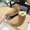 Stivali da donna in Australia Designer Tasman Stivali invernali da neve Fashion Ladies Platform Fur Pantofole Classic Mini Suede Stivaletti alla caviglia in lana di montone Motion design 63ess