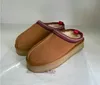 classico Stivali da neve da donna in Australia Designer Vera pelle Stivali di pelliccia pigri Fondo spesso Piattaforme invernali Scarpe Slip-on Stivaletti caldi Castagna TH