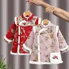 Robes de fille Hiver Girls Vêtements Enfants Princesse Tang Cheongsam Qipao Robe broderie Coton-Pad Children Baby Red Year Wear Vestidos 221111