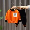Conjuntos de roupas para crianças meninos definidos para a primavera Autumn Sports Capuz Capuz Roupas menino Camisas de splice de calças 2-8y 221111