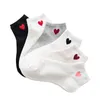 Calzini da donna Moda coreano giapponese Harajuku Simpatico cotone tinta unita Love Heart Calzino corto per caviglia da donna