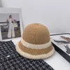 Designers Bucket hat Bonnet à tricoter de luxe pour femme pêcheur seaux chapeaux Hiver chaud Toucher confortable décontracté et polyvalent Mignon et jeune Voyage social agréable