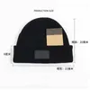 Modebrev stickade hattar designer m￶ssa unisex v￤nde kant skalle m￶ssor vinter varm virkning hatt motorhuven stickning m￶ssa spors ￶ron muff xmas