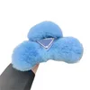 Fluffy Hair Clips Designer Femmes Luxurys Épingles à cheveux Fuzzy Lettres Griffe Clip Furry Hiver Chaud Épingle À Cheveux Designers Filles Hairclips Jew265E