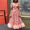 Summer Dress Women Strawberry Pink Mesh Maxi Sweet Dresses Short Puff Sleeve Sexig V-ringning Lace-up Bow Tunic Lolita Y0118