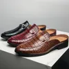 Sandalen Halb Slipper Herren Schuhe Britisches Krokodilmuster PU Metallschnalle Klassisch Bequem Mode Vielseitig AD121