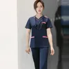 Kvinnors tv￥bitar byxor Hosptal Worker b￤r kvinnor Uniform V-Neck Scrub Suits Blue Suit Stylish Design