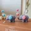 Figurine decorative Mini simpatico cartone animato in resina Elefante Decorazione torta Camera per bambini Ornamento Home Office Desk Giocattolo Regalo