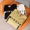 T-shirts pour hommes Designer Hommes T-shirts Coton Tissu Lettres Conception À Manches Courtes Lâche Casual T-shirts Femmes Vêtements De Mode Streetwears T1NM