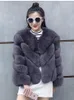レディースファーザドリンストリートウェアファーリーなフェイクコート女性エレガントな長袖冬コートレディースジャケット