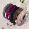 Pannband mode fast färg förtjockar vadderat pannband för kvinnor flickor hårband Bezel Turban Wide Hair Hoop Hair Accessories Headwear T221007