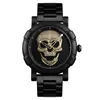 Armbandsur 2022 Creative Fashion Skull Quartz Wrist Watch Män rostfritt stål Remsportklockor Vattentät manlig klocka Relogio Masculino