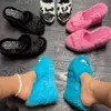 Slippers 2022 Роскошные новые женщины Женские меховые перетаскивания на высоких каблуках.