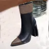 Yüksek Topuklu Uzun Botlar Sonbahar Kış Kış Sözlü Ayakkabı Kaba Topuk Kadın Ayakkabı Deri Fermuar Mektubu Tasarımcı Ayakkabı Leydi Topuklu Düz Diz Boot Boyutu 35-41 Kutu