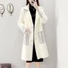 女性の毛皮の模倣ミンクベルベット秋の冬の服2022韓国の白いカーディガンジャケット女性セーターコート