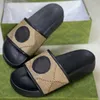Gummibilder Sandaler Flip Flops Beach Shoes Designer fr￥n Grid Slipper Flat Bottoms Fashion Women M￤n med l￥da nr345