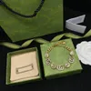 Luxurys Designer Cuff Bracelets Bangles for Women Fashion Jewelry Charm Accessories Trendy Elegant Classic