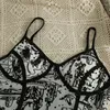 Kvinnotankar flockar mesh camis skördetopp med bh -flickor stretchiga smala mode vadderade kamisol toppar för kvinnor