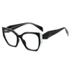 النظارات الشمسية إطارات إطارات النظارات الفاخرة للنساء أزياء القطة العلامة التجارية نظارات الكمبيوتر TR90 بصري مضاد للنظارات الضوء الأزرق T2201114